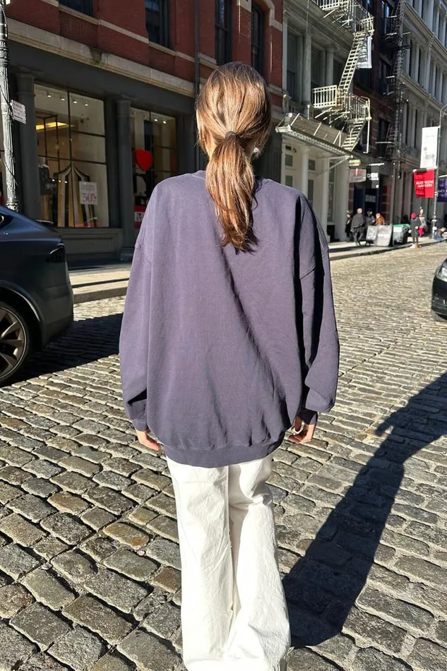 Clothing Erica New York Sweatshirt Brandy Melville SWEATERS