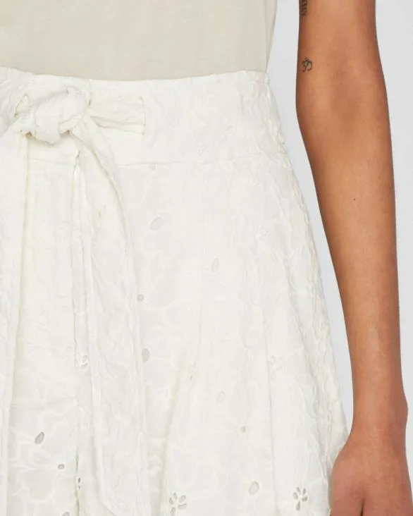 Club Monaco Shorts Eyelet Short White 8211 Women