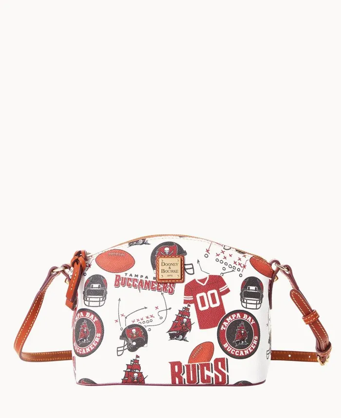 Dooney and Bourke Crossbodies NFL Buccaneers Suki Crossbody Buccaneers 8211 WomenMen Dooney and Bourke Crossbodies NFL Buccaneers Suki Crossbody Buccaneers 8211 WomenMen