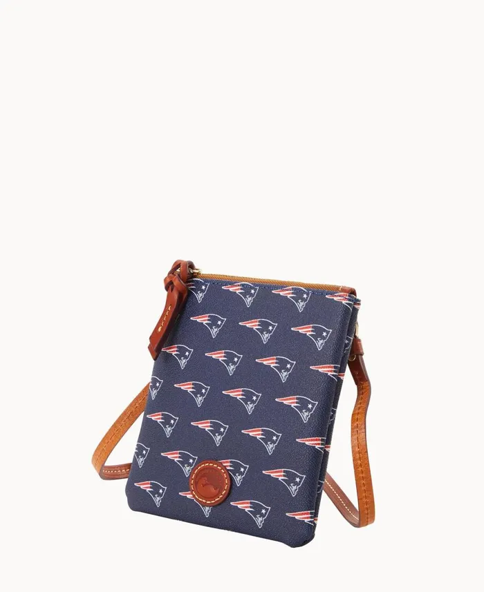 Dooney and Bourke Crossbodies NFL Patriots Small North South Top Zip Crossbody Patriots 8211 WomenMen Dooney and Bourke Crossbodies NFL Patriots Small North South Top Zip Crossbody Patriots 8211 WomenMen