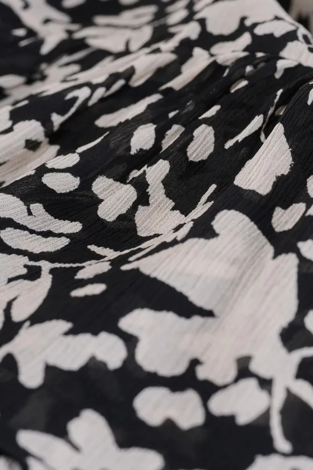 FlauraMidi Skirt Clothing Baandsh Skirts and Shorts