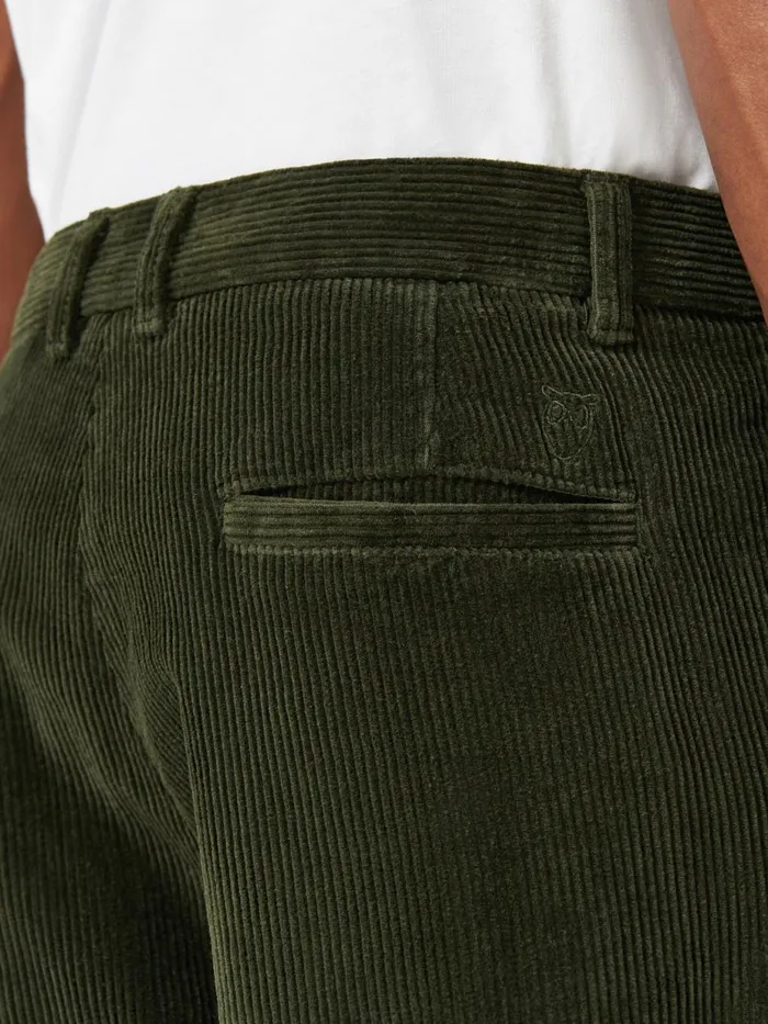 KnowledgeCotton Apparel Pants CHUCK Regular 8wales Corduroy Chino Pants Forrest Night 8211 Men