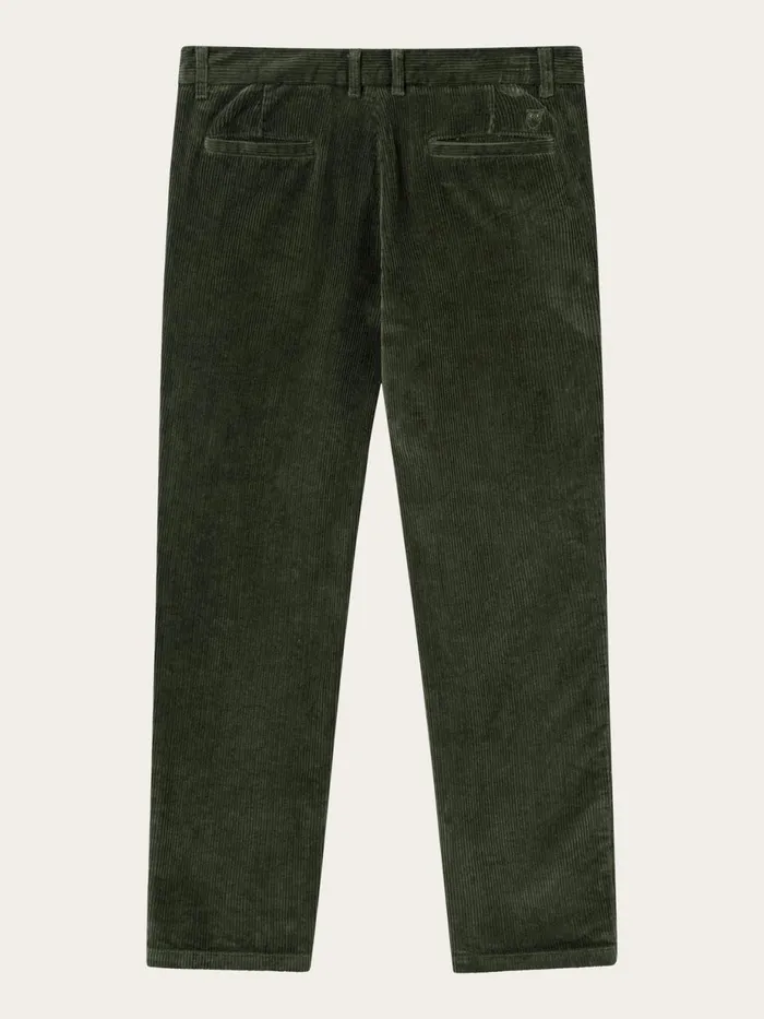 KnowledgeCotton Apparel Pants CHUCK Regular 8wales Corduroy Chino Pants Forrest Night 8211 Men