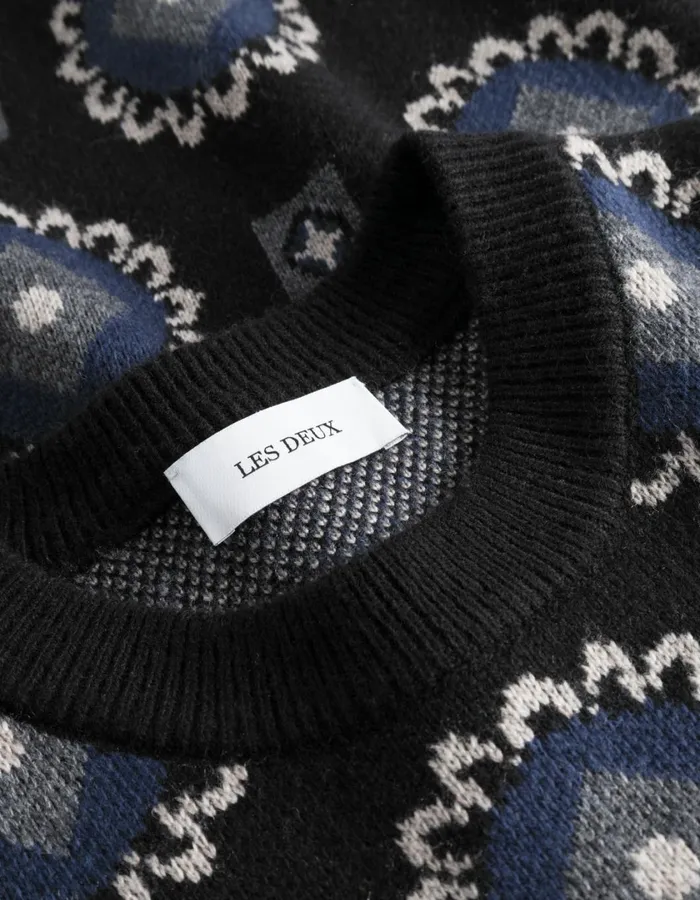 Men Aro Paisley Roundneck 8211 BlackBlueprint Les Deux Knitwear