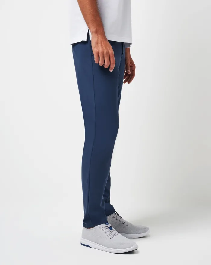 Men Pants TravisMathew OPEN TO CLOSE TECH CHINO PANT Dress Blues