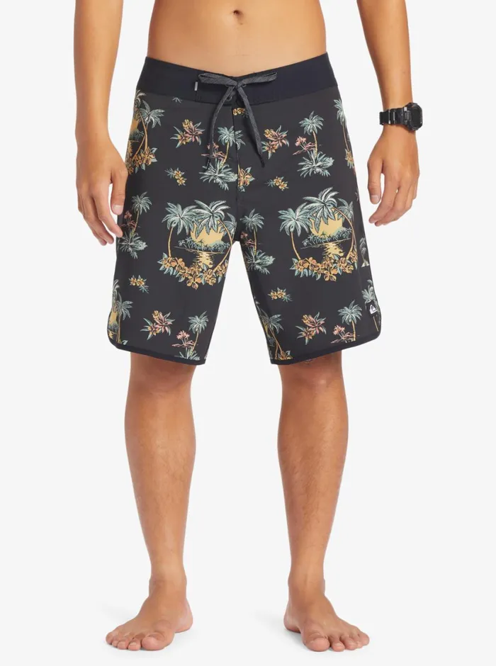 Quiksilver Surfsilk Scallop 19034 Boardshorts Black Palm Spritz Mens Shorts and Amphibians