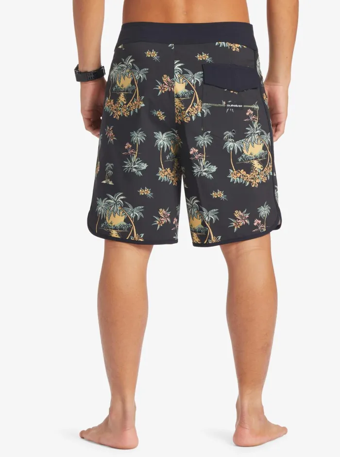 Quiksilver Surfsilk Scallop 19034 Boardshorts Black Palm Spritz Mens Shorts and Amphibians