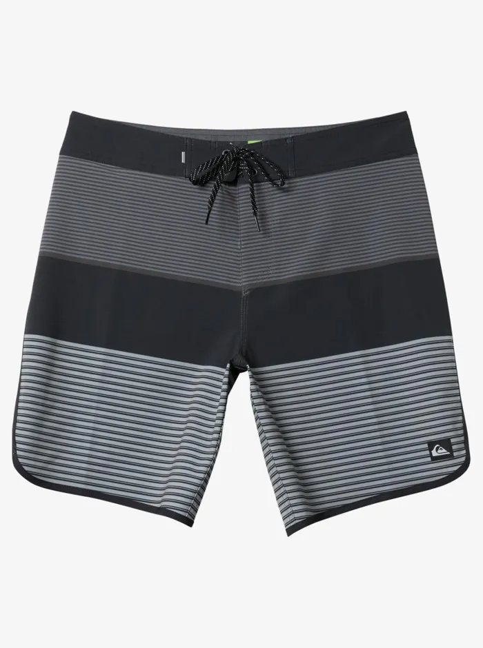 Quiksilver Surfsilk Tijuana 19034 Boardshorts Black Mens Shorts and Amphibians