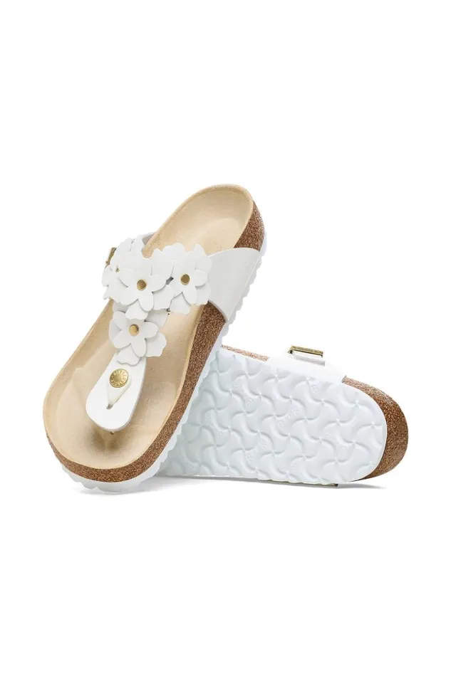 SHOP Trina Turk SHOES WOMEN039S GIZEH WHITE LEATHER FLOWER THONG SANDAL
