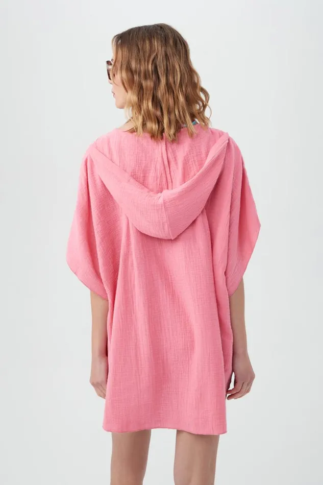 SHOP Trina Turk SWIM COVER UPS WOMEN039S SERENE BUBBLE GAUZE SHORT SLEEVE PONCHO SWIM COVERUP