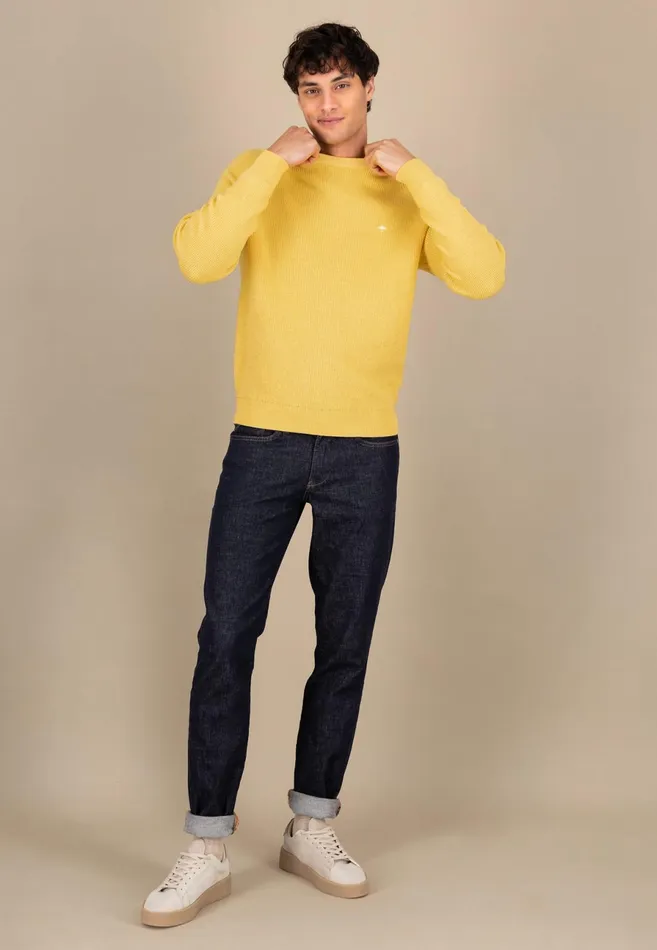 Sweater Men FYNCHHATTON Cotton Knitting Sweaters With A Logodail Vivid Yellowstrong Bluenavynew Offwhite