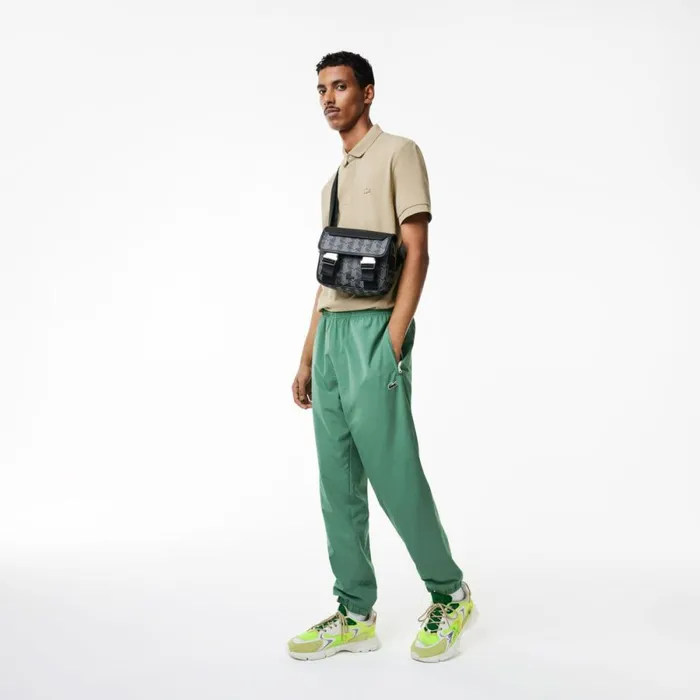 Sweatpants and Trousers Men Lacoste Men039s Regular Fit WaterRepellent Joggers Khaki Green Kx5