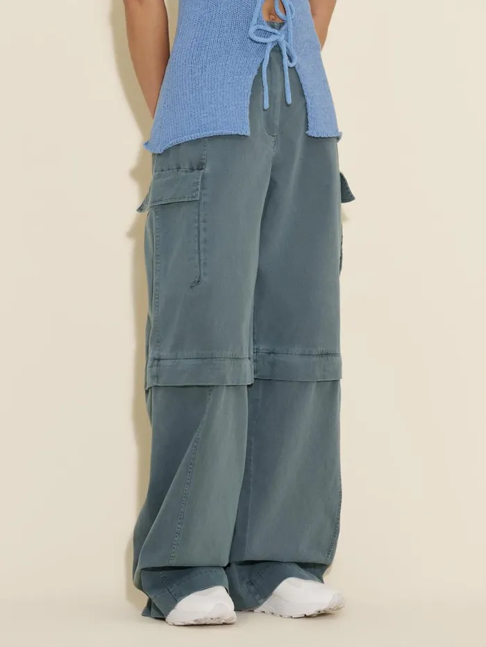 Trousers and Shorts Women Holzweiler Gorti Trousers Blue