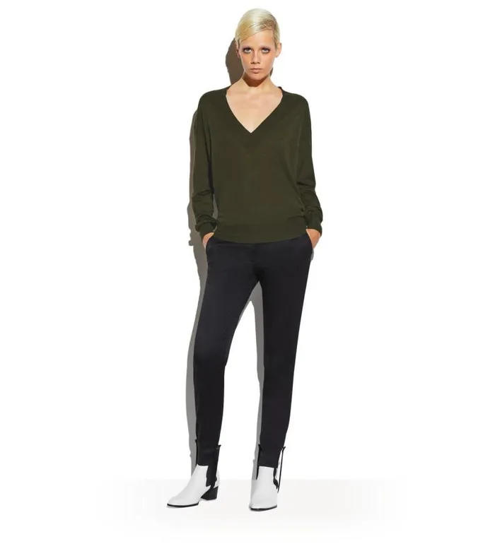 Women Knitwear Tom Ford Fine Cashmere Silk VNeck Sweater Military Green Women Knitwear Tom Ford Fine Cashmere Silk VNeck Sweater Military Green