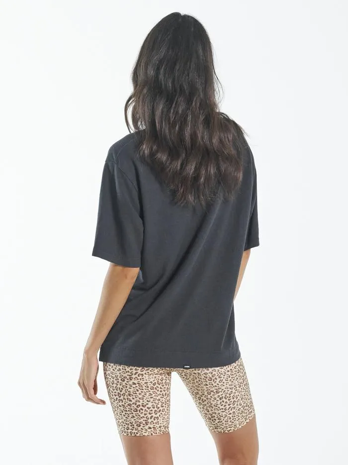 Womens Mild Animal Bike Short Desert Gold Thrills Shorts